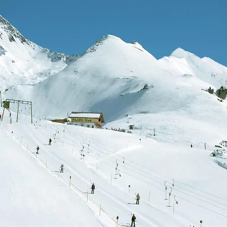 Chalet In Mayrhofen Near Ski Lifts, Cleaning Included Mayrhofen
