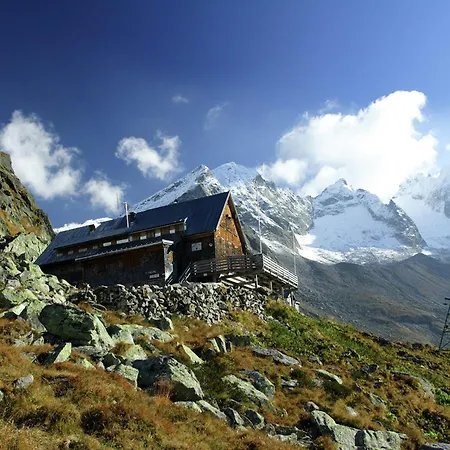 Chalet In Mayrhofen Near Ski Lifts, Cleaning Included * Mayrhofen